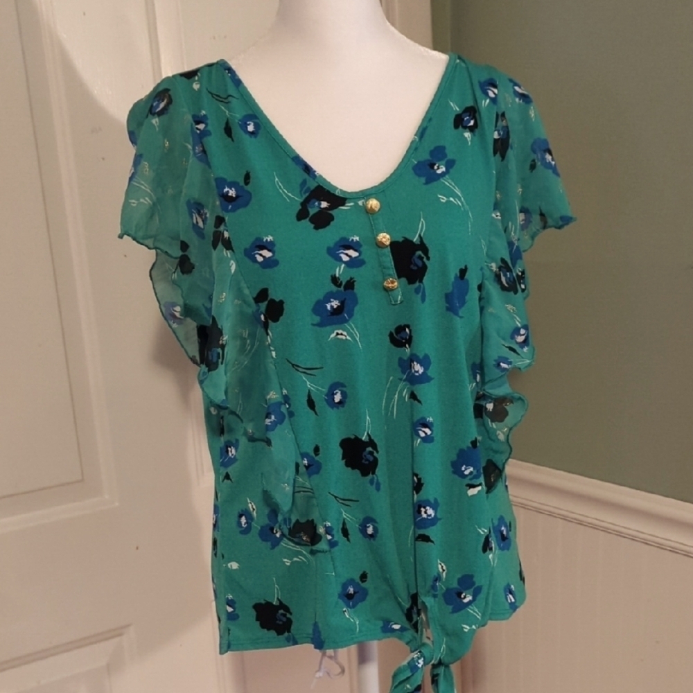 Adrienne Vittadini Green Floral Knot Top Large